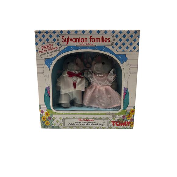 Sylvanian Families Collectables The Originals Morris and Kelsey Sweetwater TOMY - Picture 1 of 9
